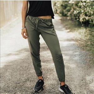 Albion Fit Sage Jetsetters